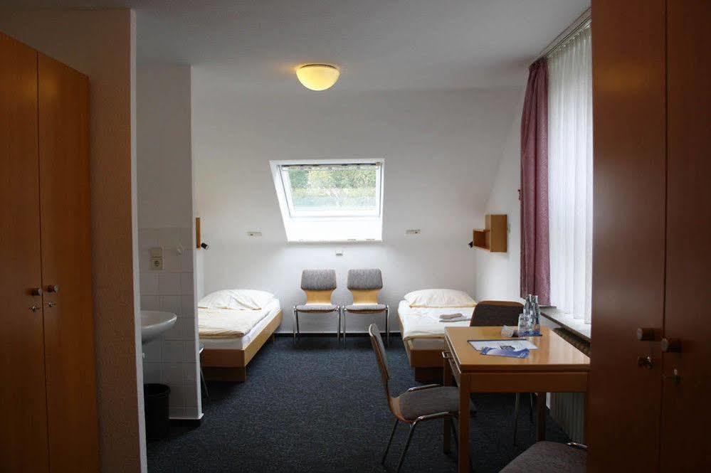 Haus Mariengrund Hotel มึนสเทอร์ ภายนอก รูปภาพ